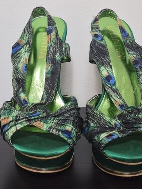 Liliana Green Peacock-Print Open-Toe Slingback Heels
